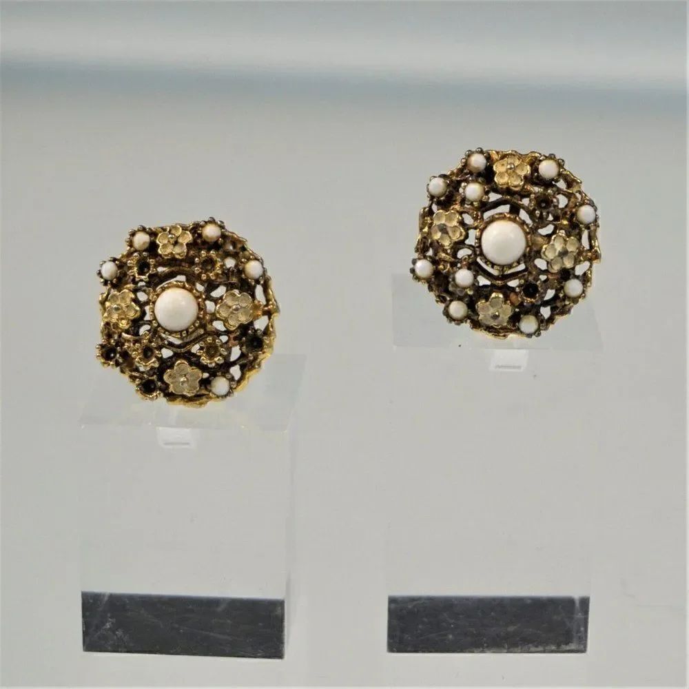 Vintage 1950s Estate Clip On Earrings Geno Signed Jewelry Division Of Richelieu